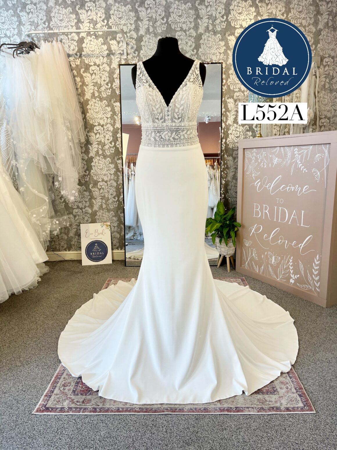 Sincerity | Wedding Dress | Fit To Flare | L552A