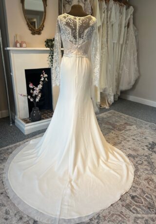Angela Bianca | Wedding Dress | Fit To Flare | 1030