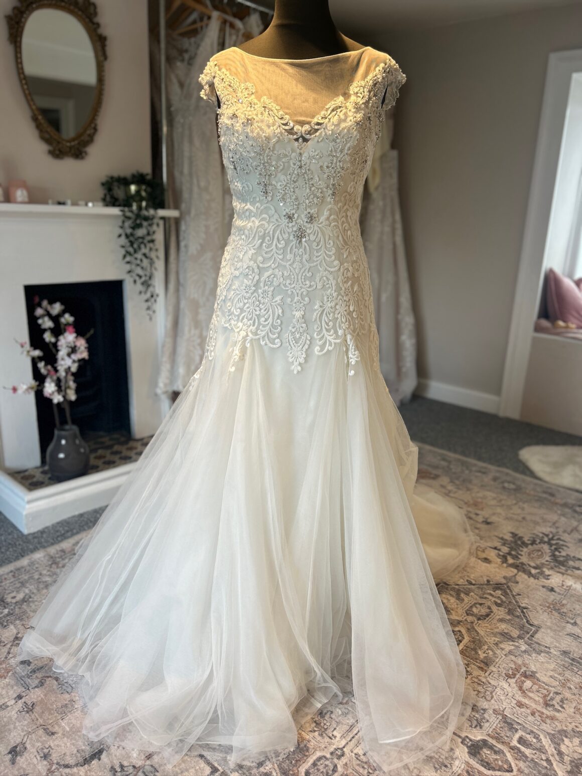 Ronald Joyce | Wedding Dress | Fit To Flare | 18001