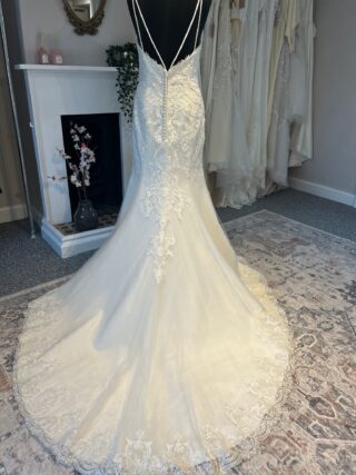 Private Collection | Wedding Dress | Fit To Flare