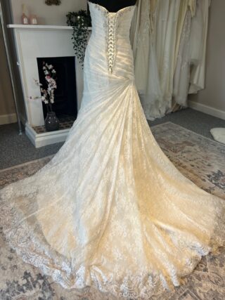 Sophia Tolli | Wedding Dress | Fit To Flare | Y21262