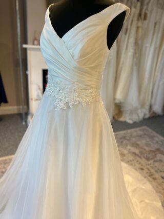 Pure Bridal | Wedding Dress | A Line | PB0072