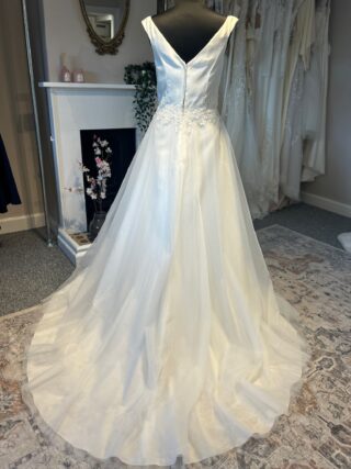 Pure Bridal | Wedding Dress | A Line | PB0072