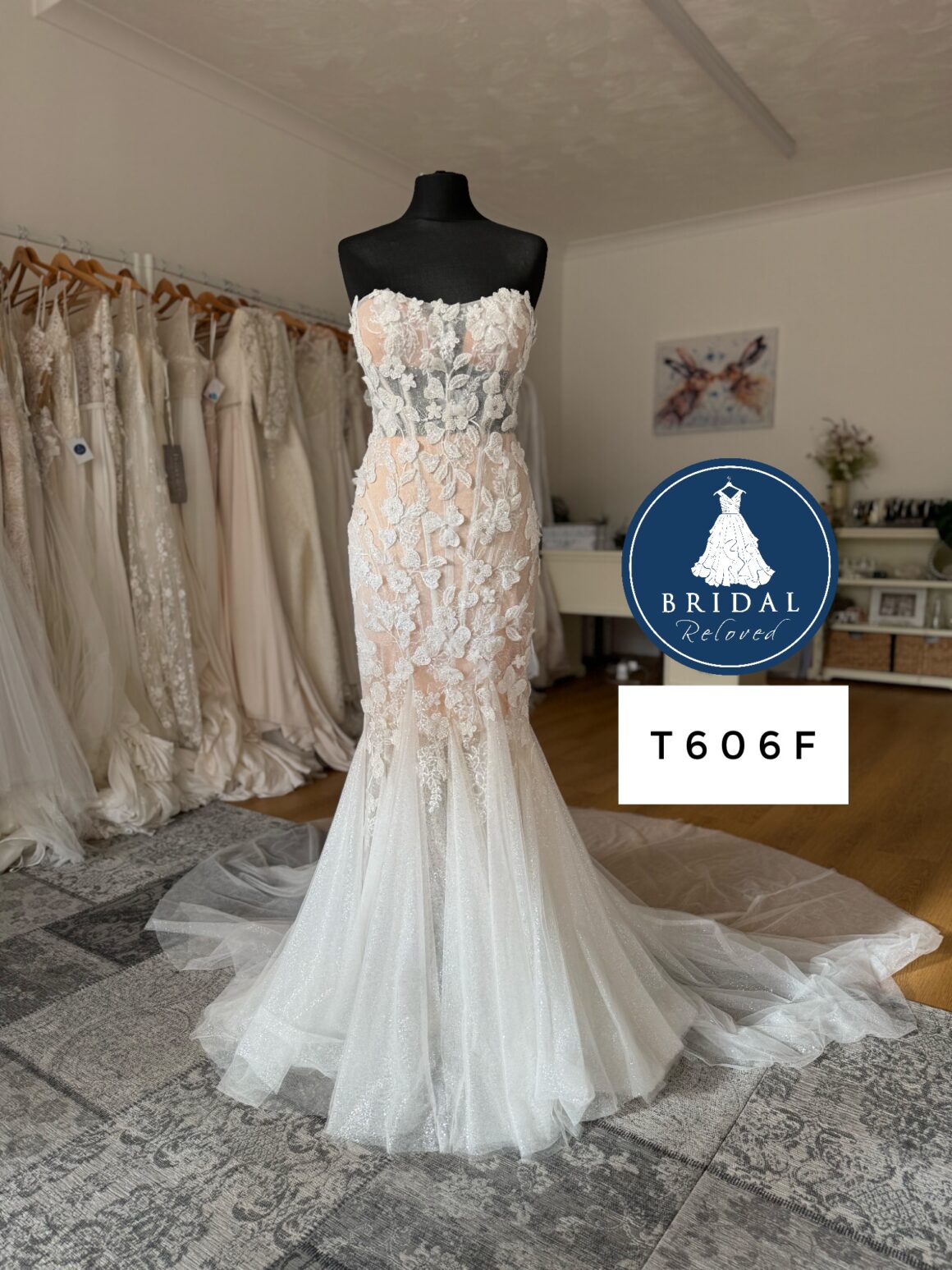 Enzoani | Wedding Dress | Fit To Flare | T606F