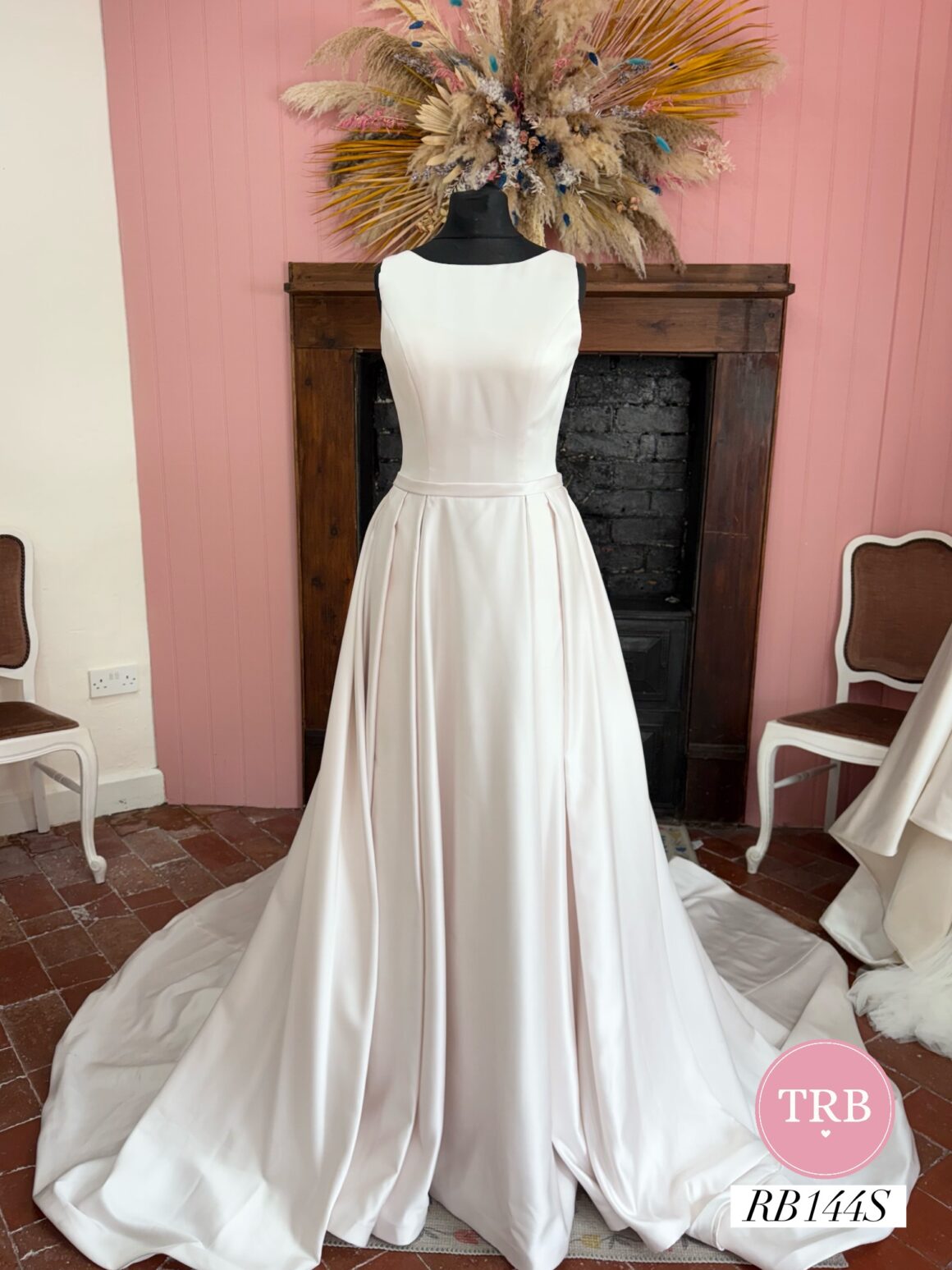 White Rose | Wedding Dress | A Line | RB144S