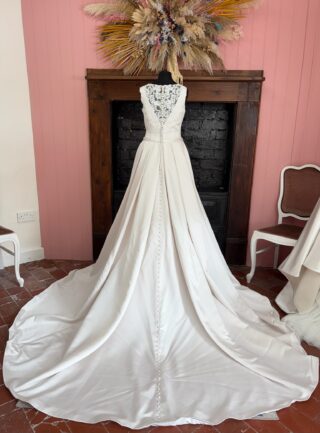 White Rose | Wedding Dress | A Line | RB144S