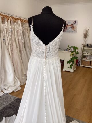 Addison | Wedding Dress | A Line | T670F