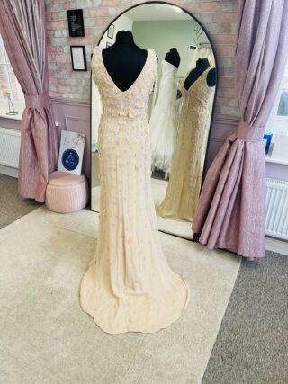 Bowen Dryden | Wedding Dress | Column | D2051