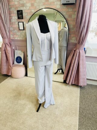 Bowen Dryden | Wedding Dress | Suit | D2041