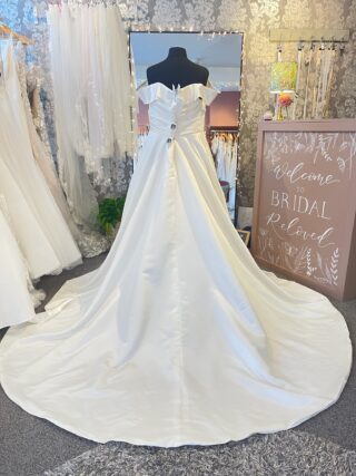Island Bridal | Wedding Dress | A Line | L611A