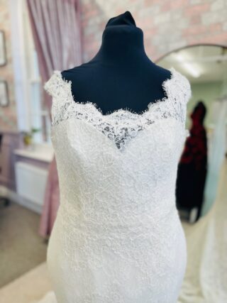 Jesus Peiro | Wedding Dress | Column | D2104KG