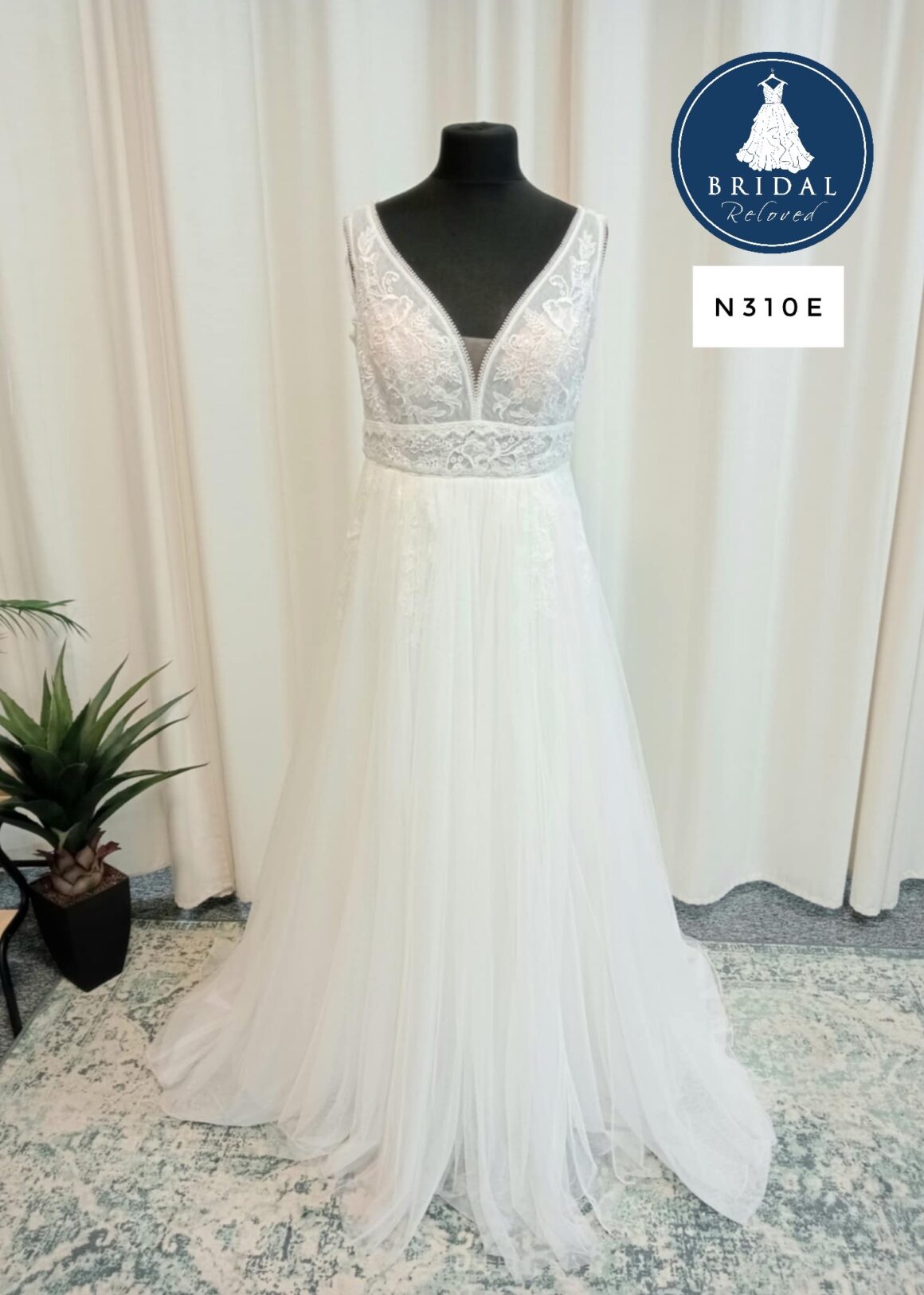 Kelsey Rose | Wedding Dress | A Line | N310E