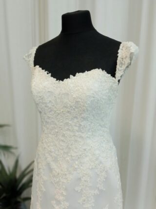 Maggie Sottero | Wedding Dress | Fit To Flare | N277E