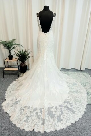 Morilee | Wedding Dress | Fit To Flare | N194E