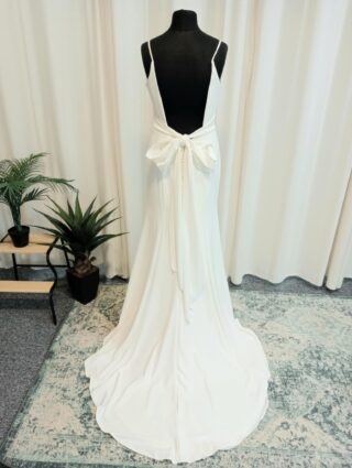 Eternity Bride | Wedding Dress | Fit To Flare | N302E