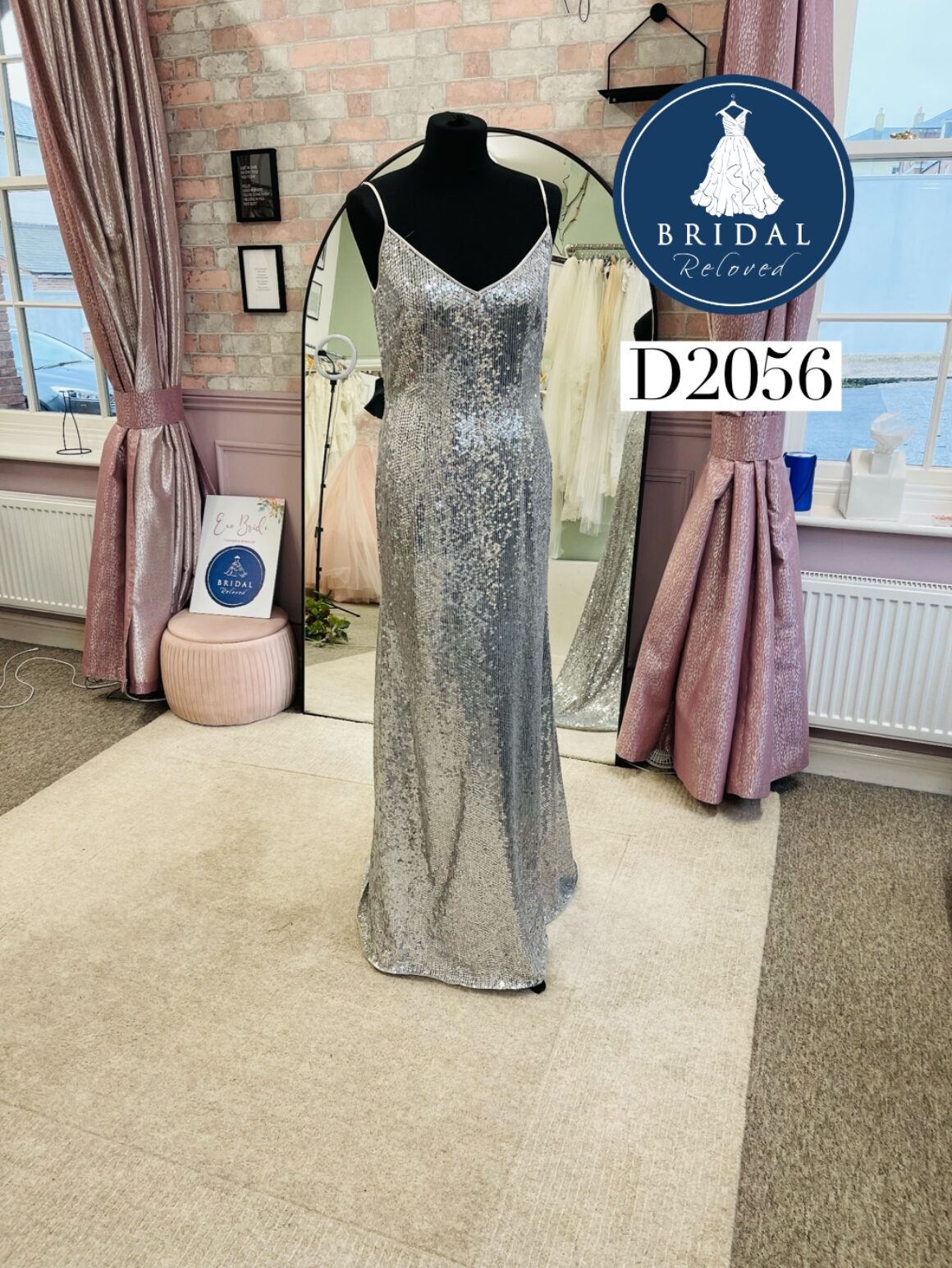 Bowen Dryden | Wedding Dress | Sheath | D2056