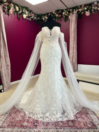 Romantica | Wedding Dress | Fit To Flare | FLB7N