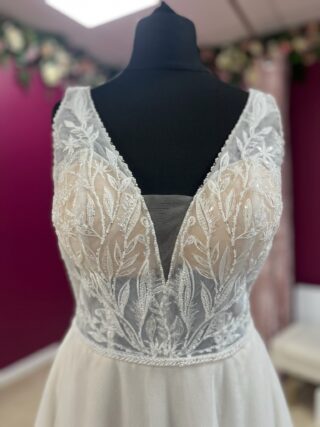 Romantica | Wedding Dress | A Line | FLB12N