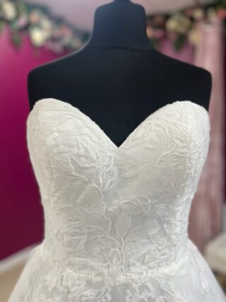 Casablanca | Wedding Dress | A Line | FLB18N