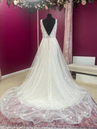 Gaia | Wedding Dress | A Line | FLB54N