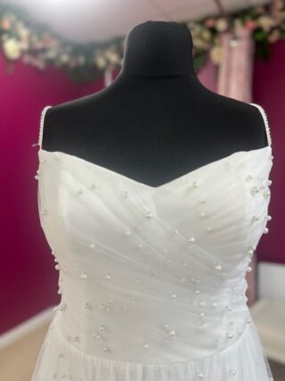 Gaia | Wedding Dress | A Line | FLB63N