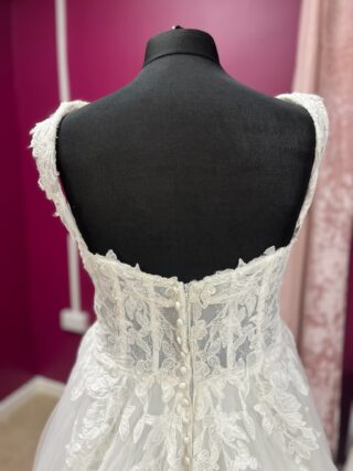 Wilderly | Wedding Dress | A Line | FLB91N