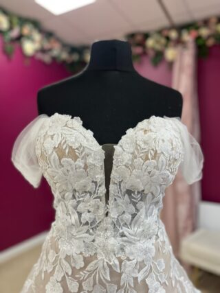 Etoile | Wedding Dress | A Line | FLB121N