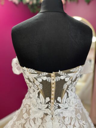 Etoile | Wedding Dress | A Line | FLB121N