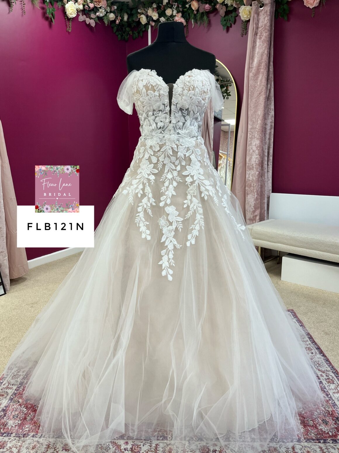Etoile | Wedding Dress | A Line | FLB121N