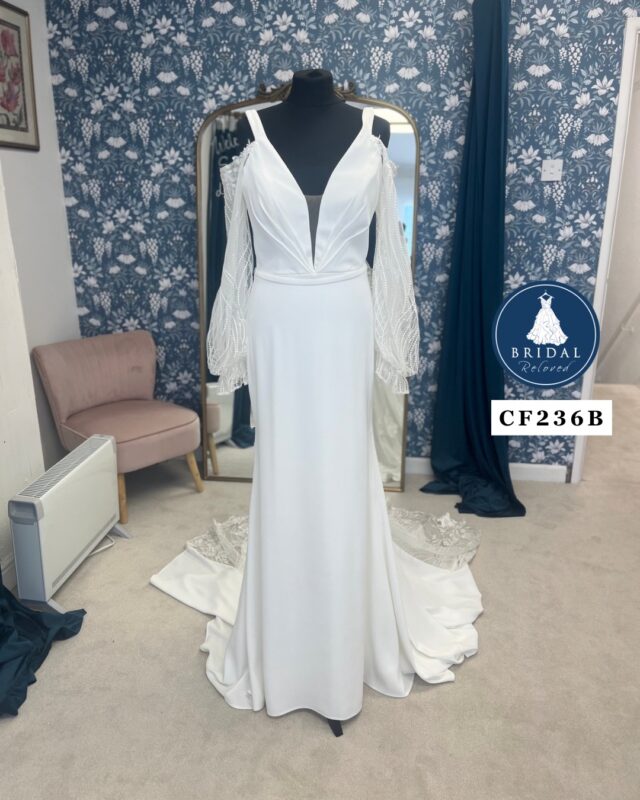 Mon Cheri | Wedding Dress | Fit To Flare | CF236B