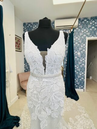 Zavana | Wedding Dress | Fit To Flare | CF221B
