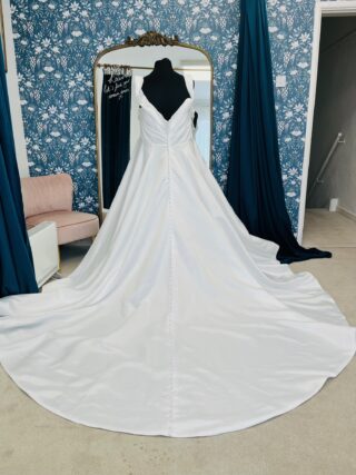 Romantica | Wedding Dress | A Line | CF230B