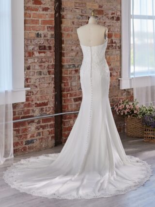 Maggie Sottero | Wedding dress | Fit to Flare | C9622