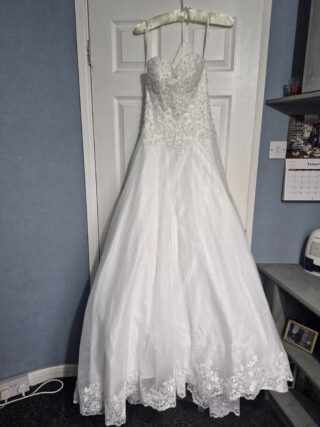 Aston Bridal | Wedding dress |  Aline | C9721