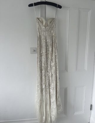 Monique Lhullier | Wedding dress | Column | C9700