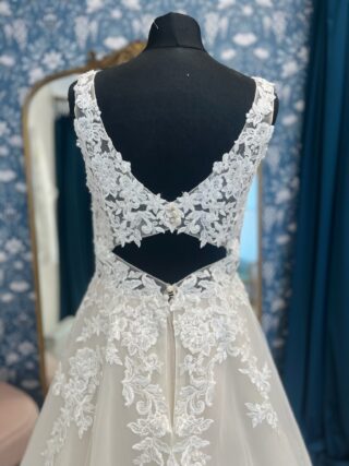 Romantica | Wedding Dress | A Line | CF246B