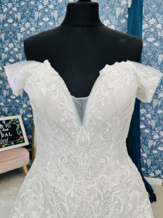 Kenneth Winston | Wedding Dress | A Line | CF254B