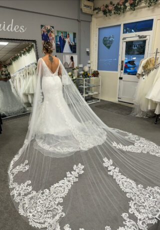 Unknown Designer | Wedding dress | Fishtail | C9690