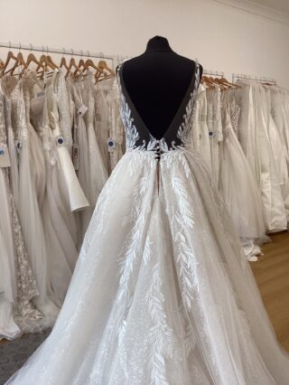 Pen Liv | Wedding Dress | A Line | T687