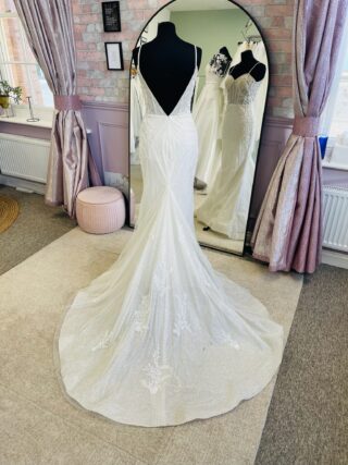 Romantica | Wedding Dress | Fit To Flare | D2127K