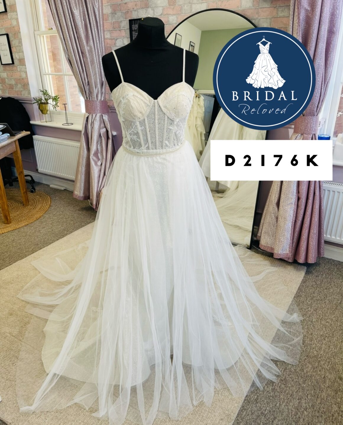 Romantica | Wedding Dress | Fit To Flare | D2176K