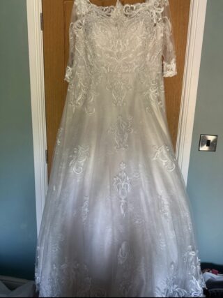 Unknown Designer | Wedding dress | Aline | C9687