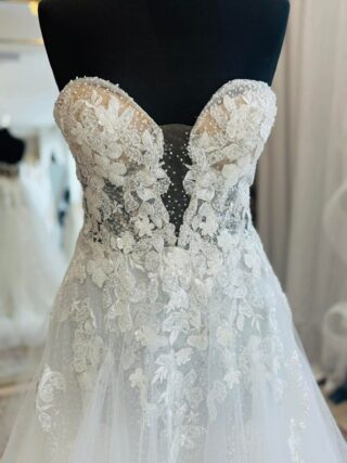 Enzoani | Wedding Dress | A Line | WN1032D