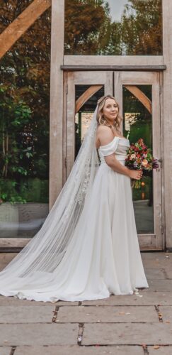Paloma Blanca | Wedding dress | Aline | C9809