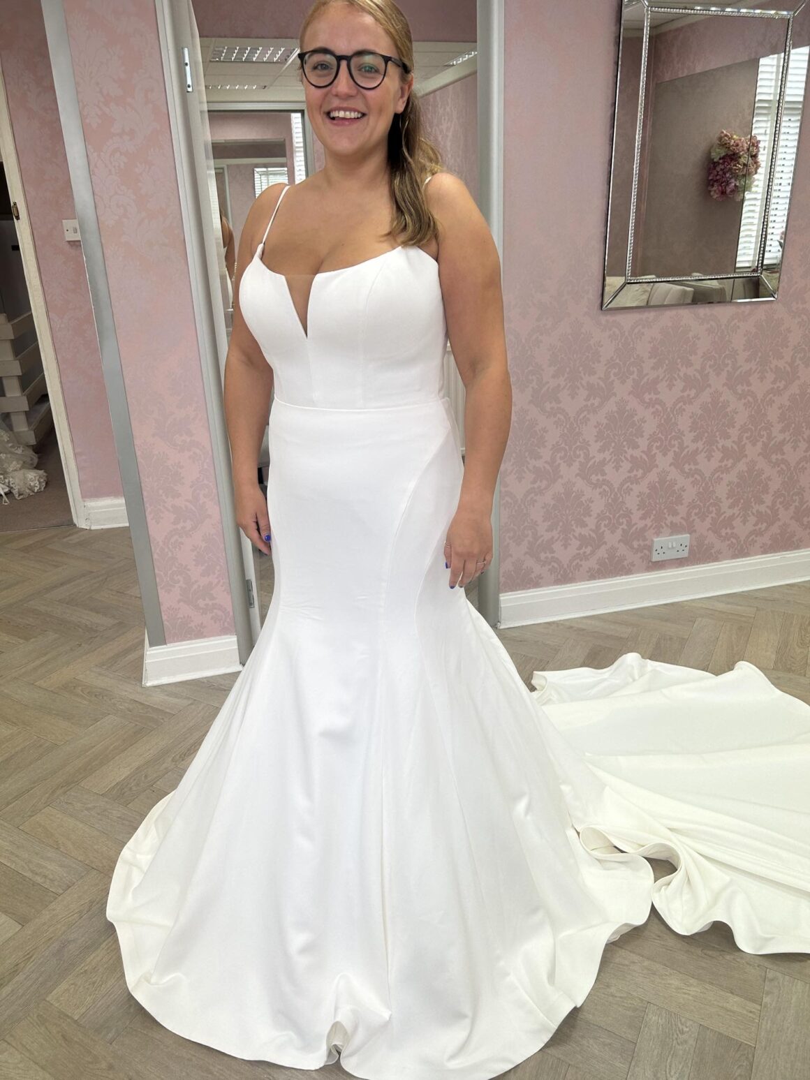 Essense of Australia | Wedding Dress | Fit to Flare | C9781