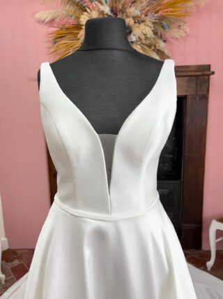 Mark Lesley | Wedding Dress | A Line | RB169S