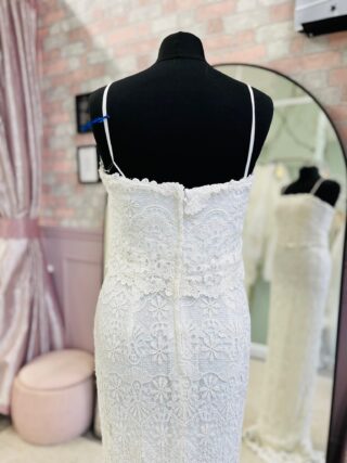Enchanting | Wedding Dress | Sheath | D2142K