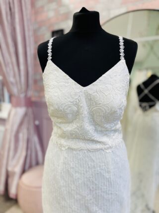 Kelsey Rose | Wedding Dress | High Low | D2143K