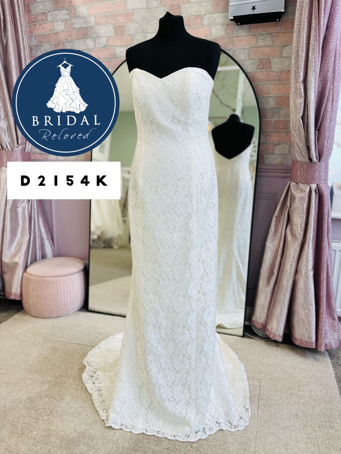 Nicola Anne | Wedding Dress | Column | D2154K