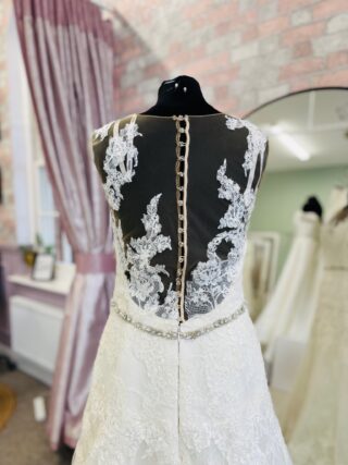 Enzoani | Wedding Dress | Fit To Flare | D2149K